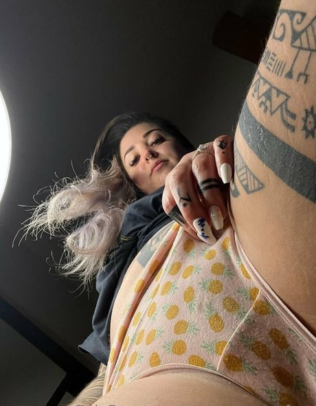 misscontrary free exklusive nackten galerien