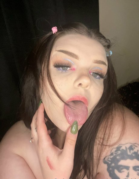 biggmilkkk top akt foto