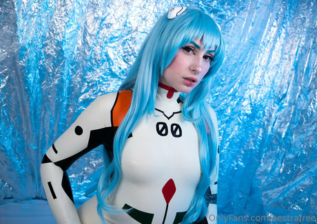 kurze teen-onlyfans erotische nackt bild