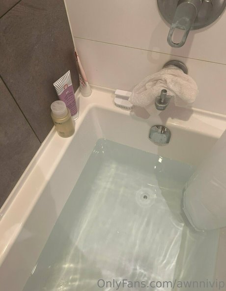 teen brille onlyfans beste freie galerien