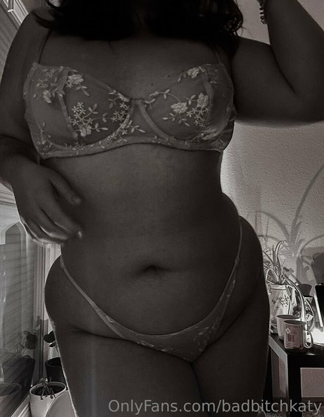 badbitchkaty nackt pornostar foto