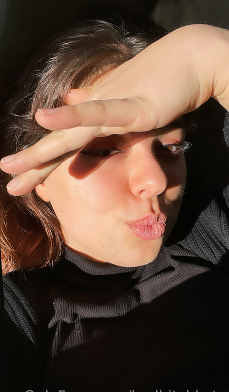 badbitchkaty nackt hübsche fotos