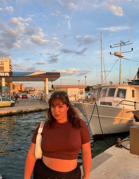 badbitchkaty schöne nette galerie