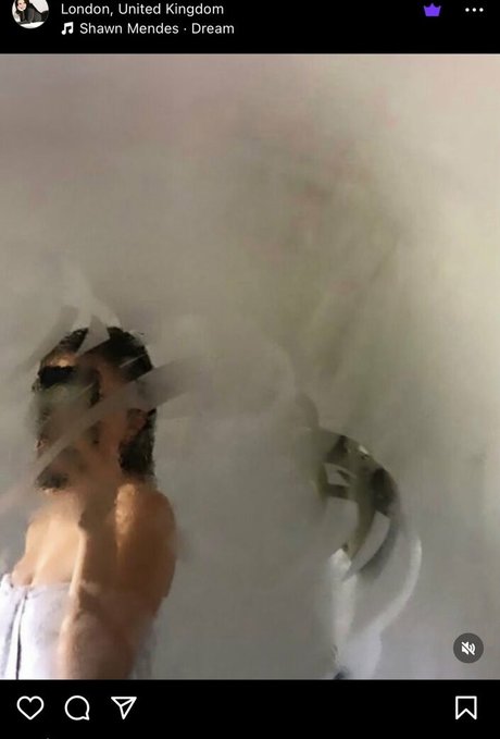 Faye Brookes porno xxx bild