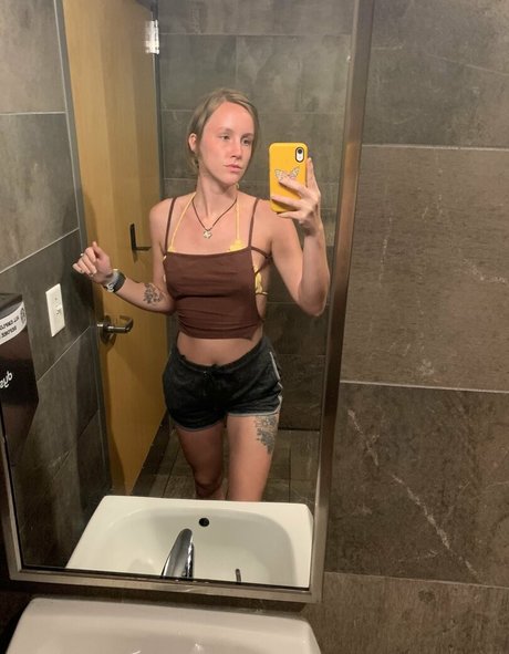 bananagirl98 nackt freie fotos