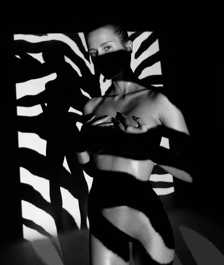 Voronina sexy nackten fotos