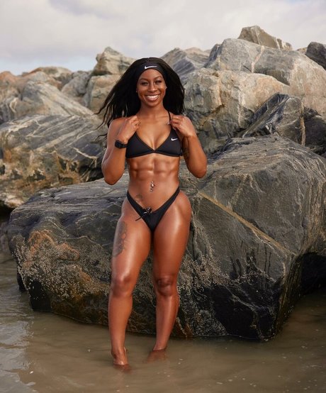 geegee flawless erwachsene nacktheit foto