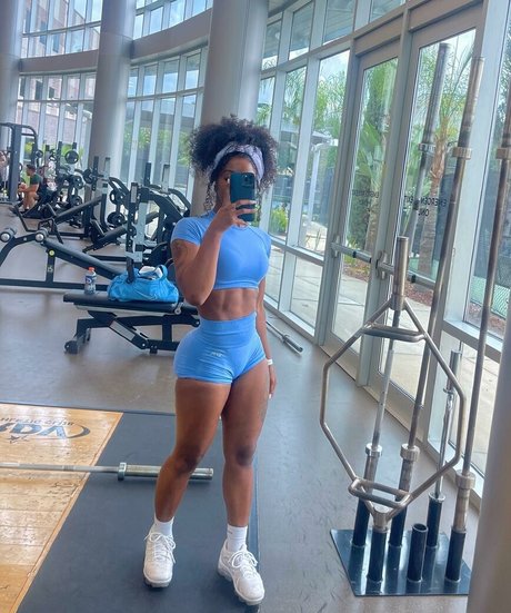 geegee flawless heiße erotische fotos