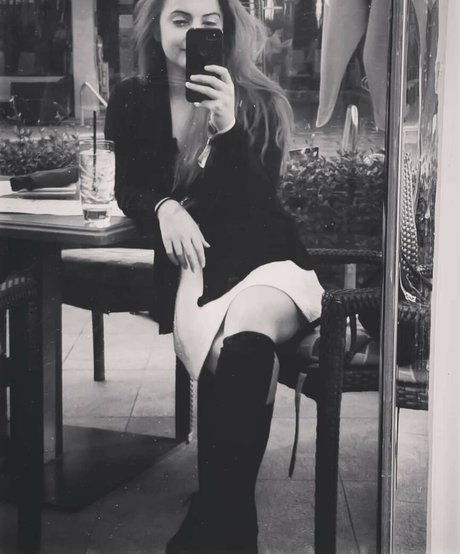 blondine masturbiert nur fans kostenlose sexy galerie