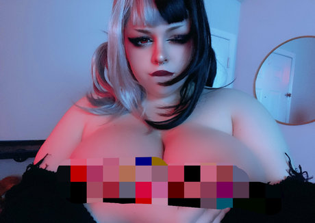 ushi ss schöne nackte bilder