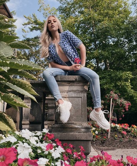 Emerome hd nackt archiv