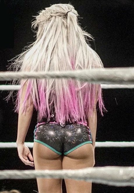 Alexa Bliss perfekte nackten archiv