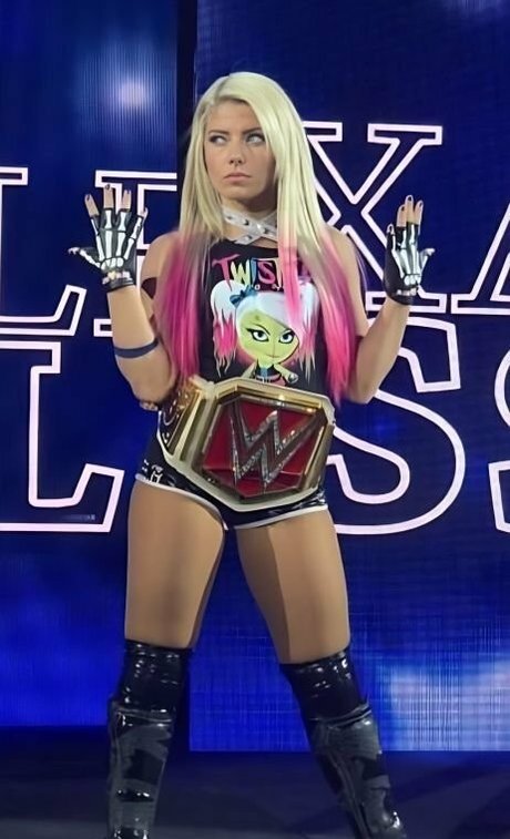 Alexa Bliss model xxx galerie