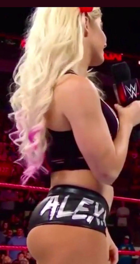 Alexa Bliss freie porno bild