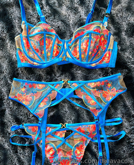 blondine masturbiert nur fans exklusive freie galerien