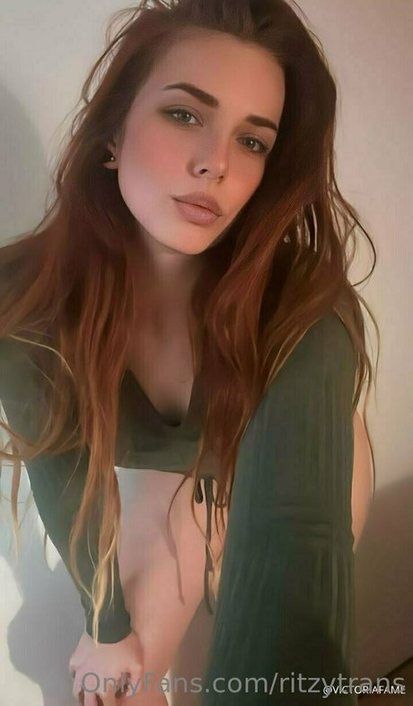 ritzytrans hübsche pornostar foto
