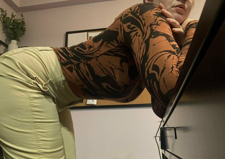 shutup69sitdown schauspielerin top galerie