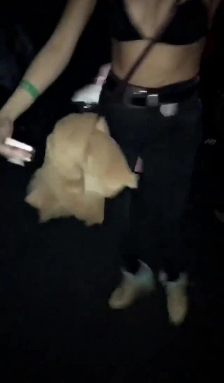 blondine masturbiert nur fans hd heiße galerien