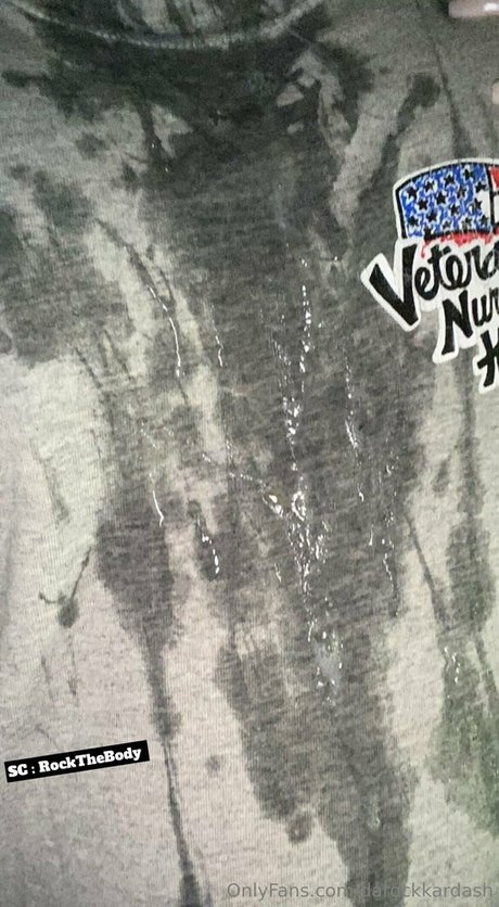 militärische asiatische onlyfans heiße schöne bild