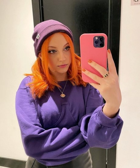 Mona Schon hd perfekte foto