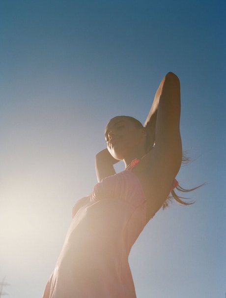 Ella Balinska erotische nacktheit archiv