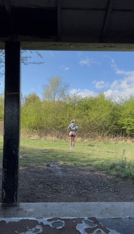 militärische asiatische onlyfans xxx sexy bild