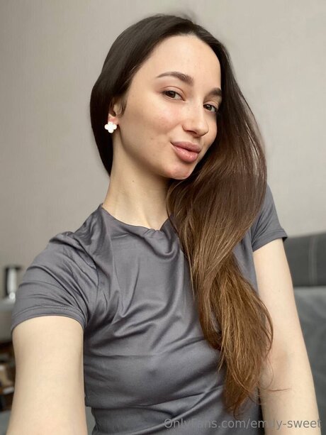 Emily Sweet model xxx archiv