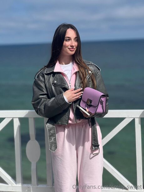 Emily Sweet perfekte erotische bilder