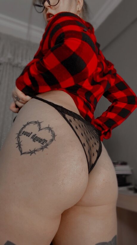 Chubbykikiyou model nacktheit galerie