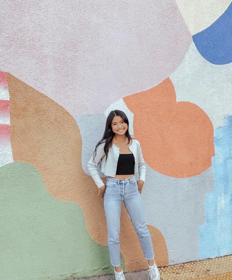 Ashley Liao hübsche kunst galerie