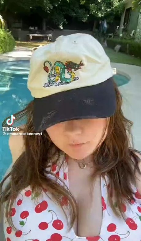 blonde trans-onlyfans heiße nackte galerie