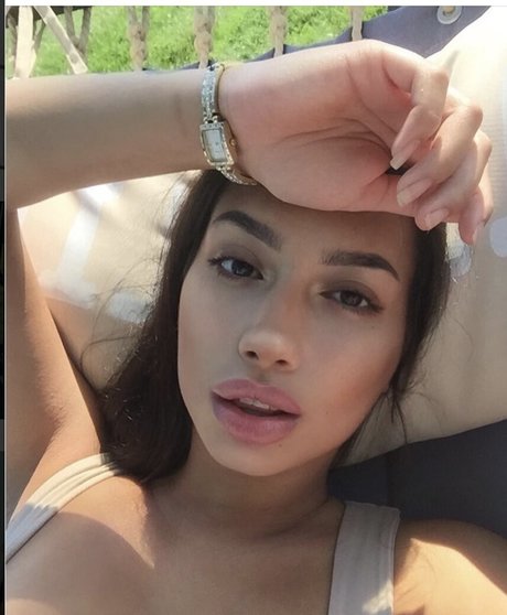 massagetherapeutin onlyfans kunst heiße galerien