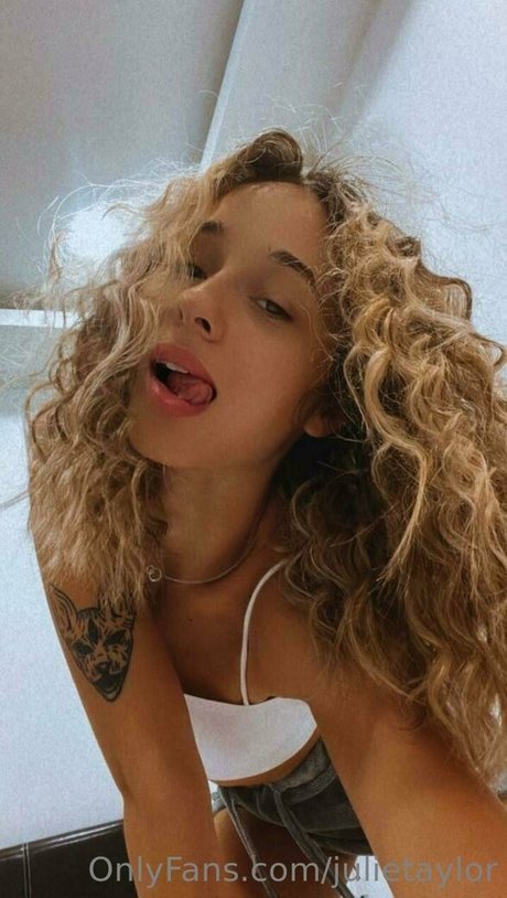 julietaylor nackt kunst galerien