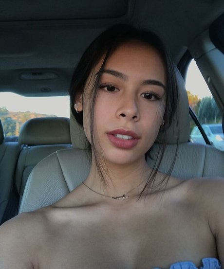 Buhnny schöne nacktheit bilder