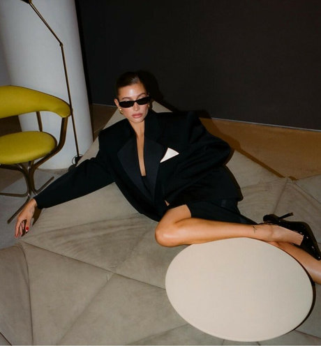 weibliche zwerg-onlyfans sexy hübsche foto