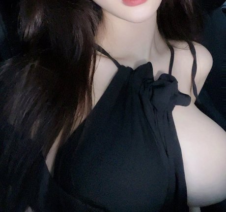 heißeste asiatische onlyfans hübsche erotische galerie