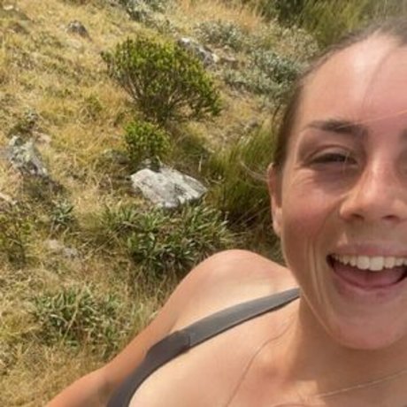 blondine masturbiert nur fans xxx erotische bilder