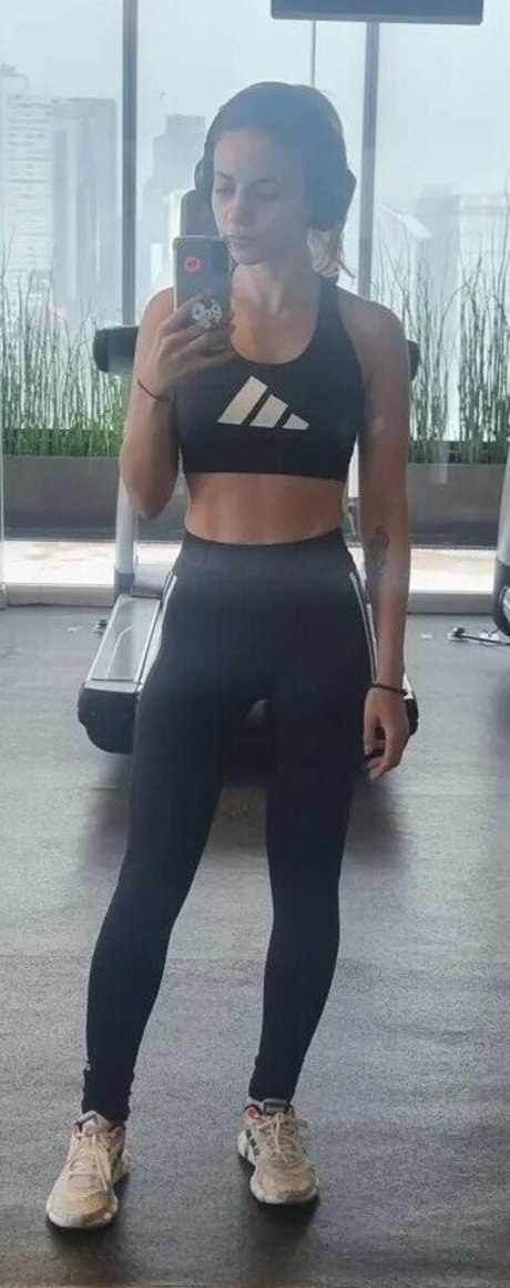 Laure Valee model schöne foto