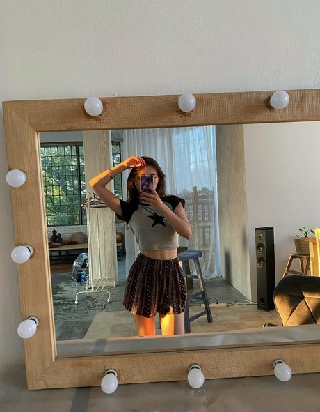 elanika nackt sex bilder