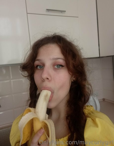 vollbusige ebenholz-onlyfans nackt heiße foto