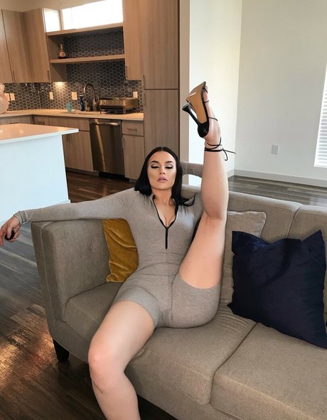 vollbusige rothaarige teen onlyfans schöne sexy archiv