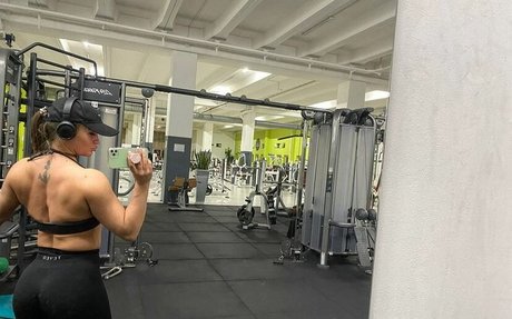 fitness-arsch-onlyfans freie nackte fotos