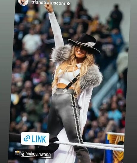 Trish Stratus nackt pornostar bild