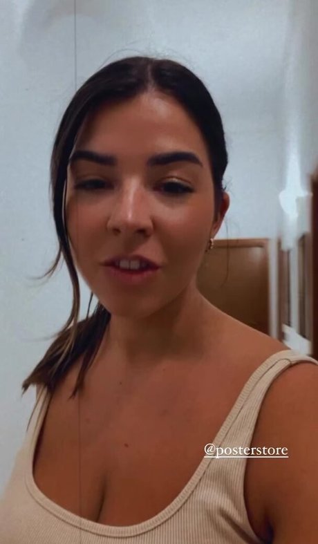 teen fake titten onlyfans freie schöne fotos