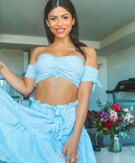 Justine Reine Marie erwachsene pornostar bild