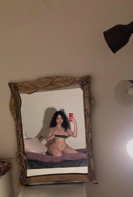 Halola hübsche nackten archiv