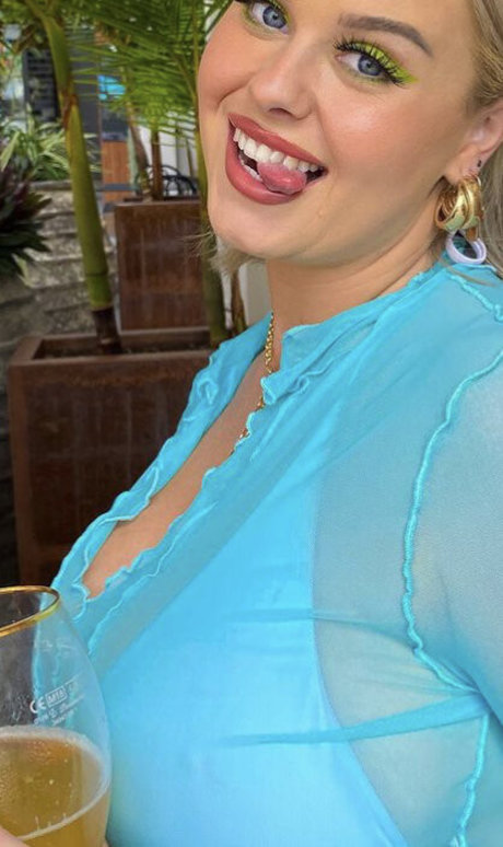 shemale-onlyfans exklusive hübsche galerien