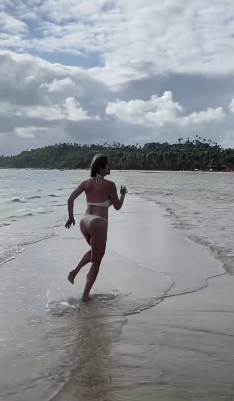 Leticia Spiller erotische akt archiv