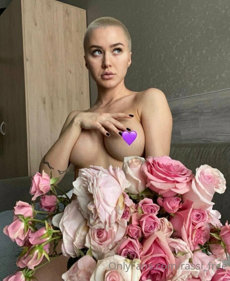 ohmy luna beste nackte foto