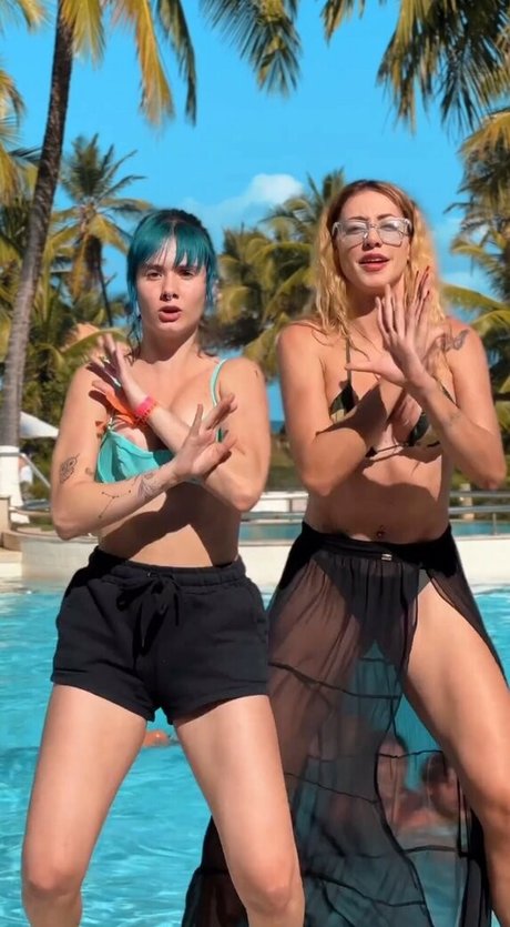 Julia K Barni top hd galerie